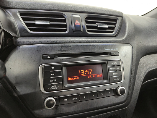 Kia Rio, 2015 года, пробег 111555 км
