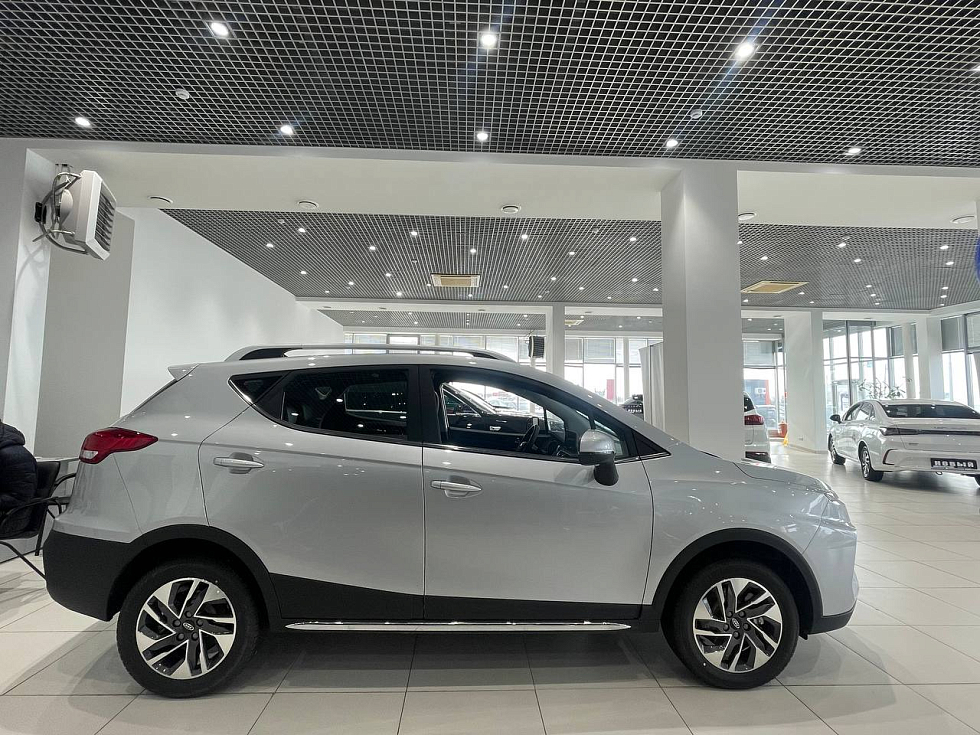 JAC JS3 Luxury, серебряный