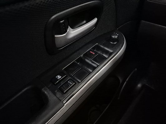 Suzuki Grand Vitara JLX-A, 2011 года, пробег 260616 км