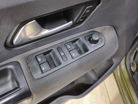 Volkswagen Amarok, 2012 года, пробег 178347 км