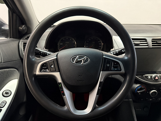 Hyundai Solaris Active, 2013 года, пробег 172000 км