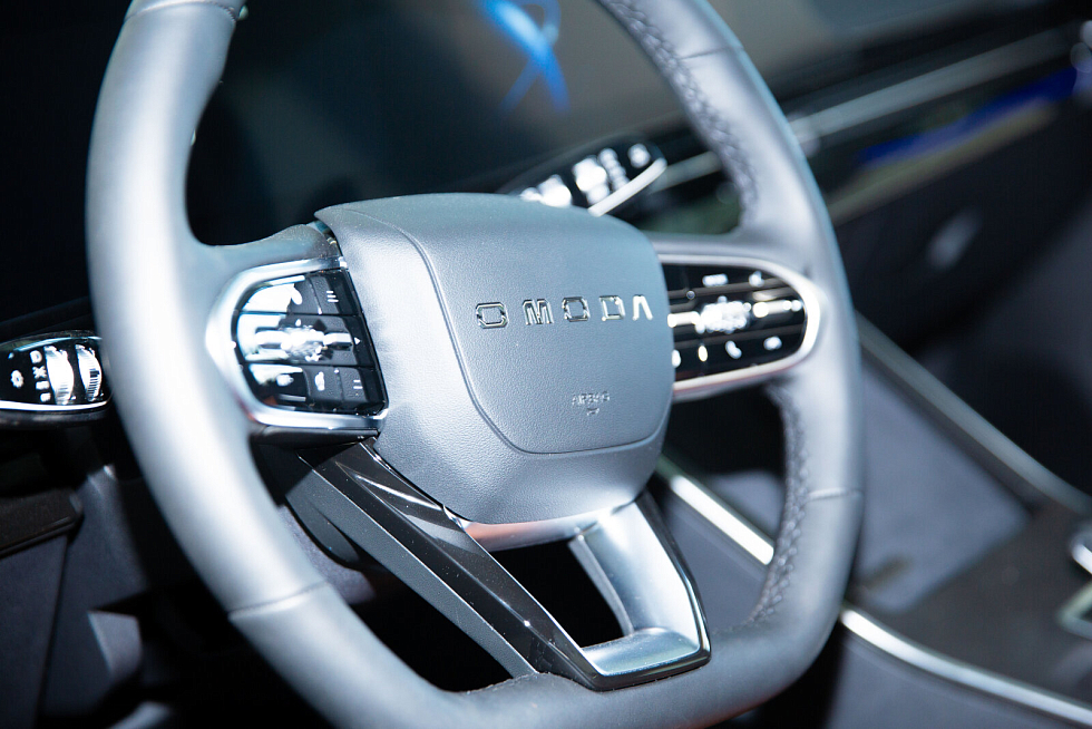 Omoda C5 Fun, серый