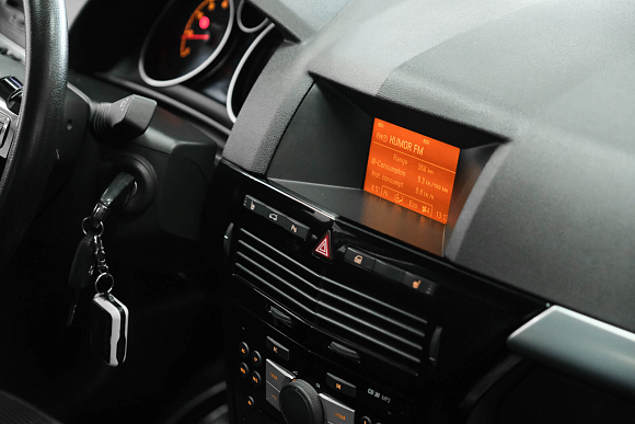 Opel Astra Cosmo, 2013 года, пробег 127000 км