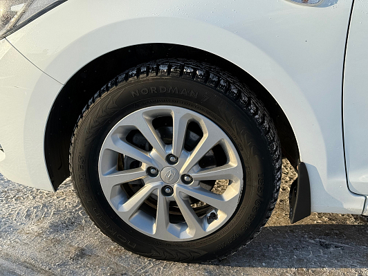 Hyundai Solaris Super Series + Winter, 2019 года, пробег 103697 км