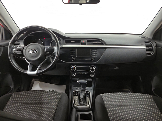 Kia Rio Luxe RED Line, 2019 года, пробег 74055 км