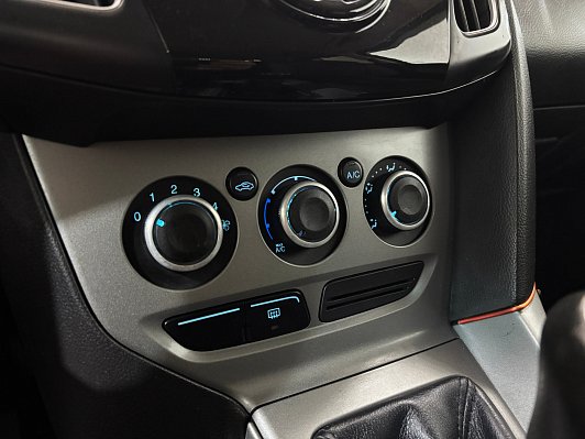 Ford Focus SYNC Edition, 2011 года, пробег 221435 км