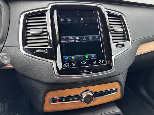 Volvo XC90 R-Design, 2020 года, пробег 80700 км