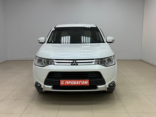 Mitsubishi Outlander Invite, 2014 года, пробег 131630 км