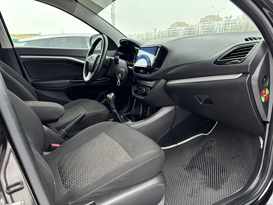 Lada (ВАЗ) Vesta Comfort, 2018 года, пробег 137000 км