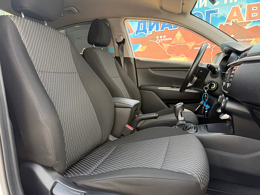 Kia Rio Luxe, 2019 года, пробег 84039 км