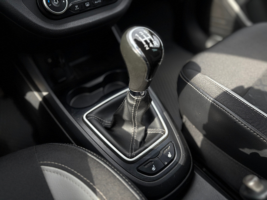 Lada (ВАЗ) Vesta Luxe Prestige (2019-2021), 2019 года, пробег 113000 км