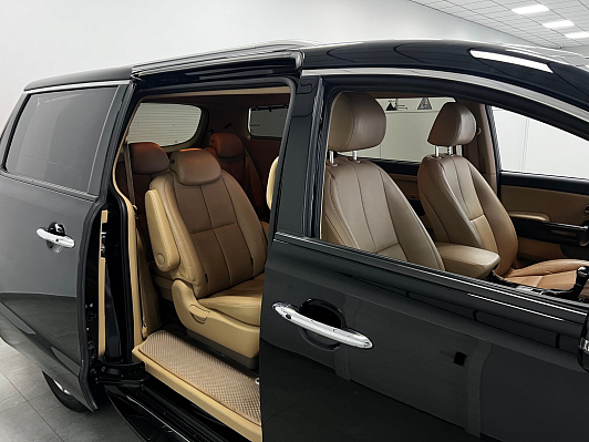 Kia Carnival, 2018 года, пробег 117953 км