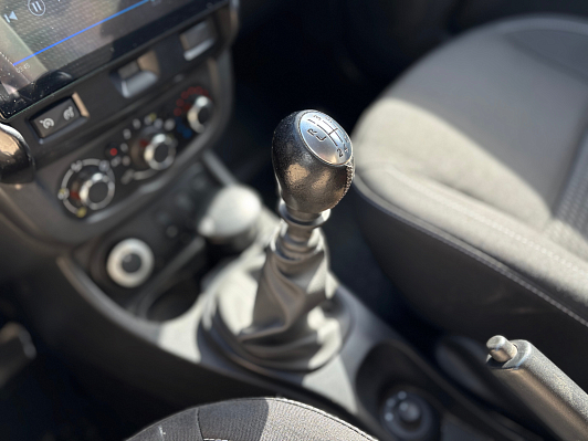Renault Duster Dakar Edition, 2019 года, пробег 136319 км