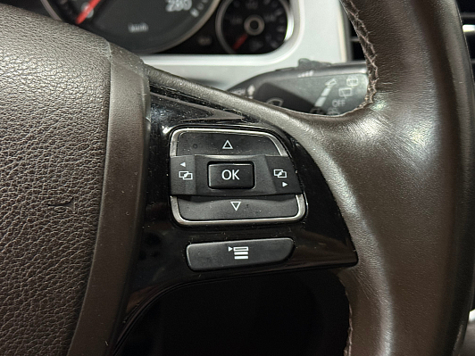 Volkswagen Touareg, 2014 года, пробег 218000 км
