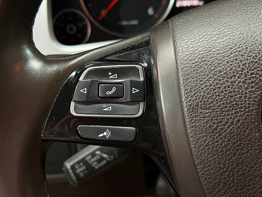 Volkswagen Touareg, 2014 года, пробег 218000 км