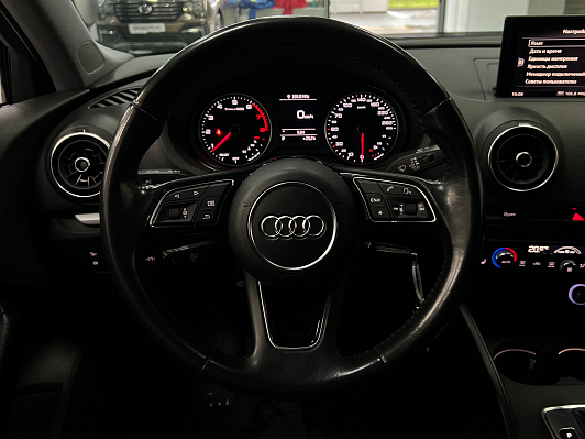 Audi A3 Sport, 2018 года, пробег 111527 км