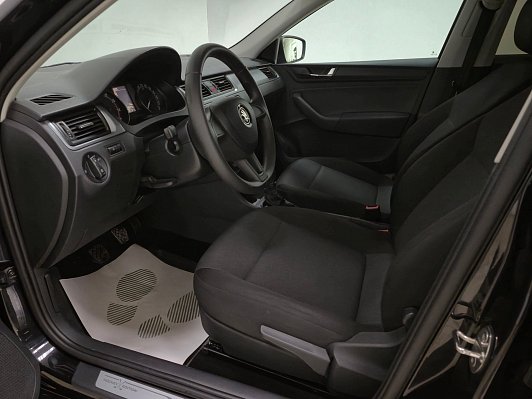 Skoda Rapid Hockey Edition Active, 2018 года, пробег 126942 км