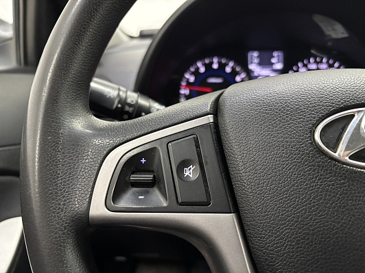 Hyundai Solaris, 2016 года, пробег 197461 км