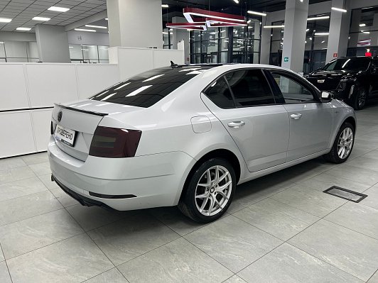Skoda Octavia Hockey Edition, 2018 года, пробег 140290 км