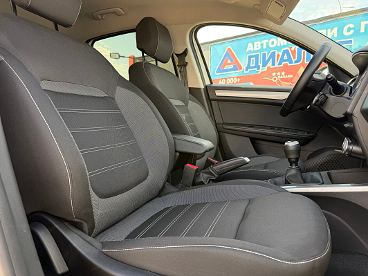 Renault Arkana Drive, 2021 года, пробег 69800 км