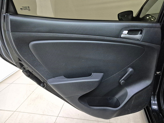 Hyundai Solaris Active, 2014 года, пробег 179865 км