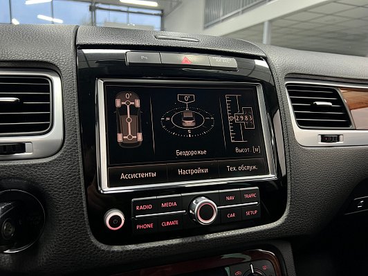 Volkswagen Touareg, 2010 года, пробег 344585 км