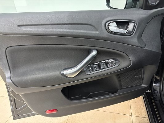 Ford Mondeo Ambiente, 2010 года, пробег 126252 км