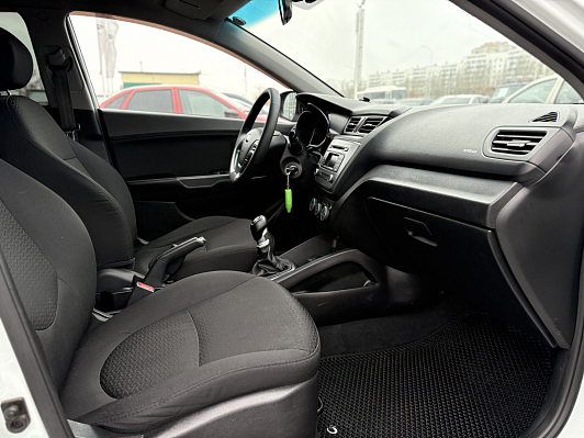 Kia Rio Comfort Аудио, 2015 года, пробег 153378 км