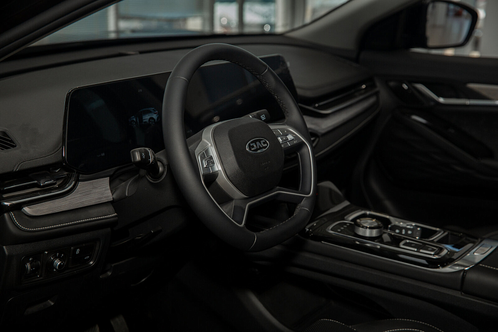 JAC JS6 Люкс, черный