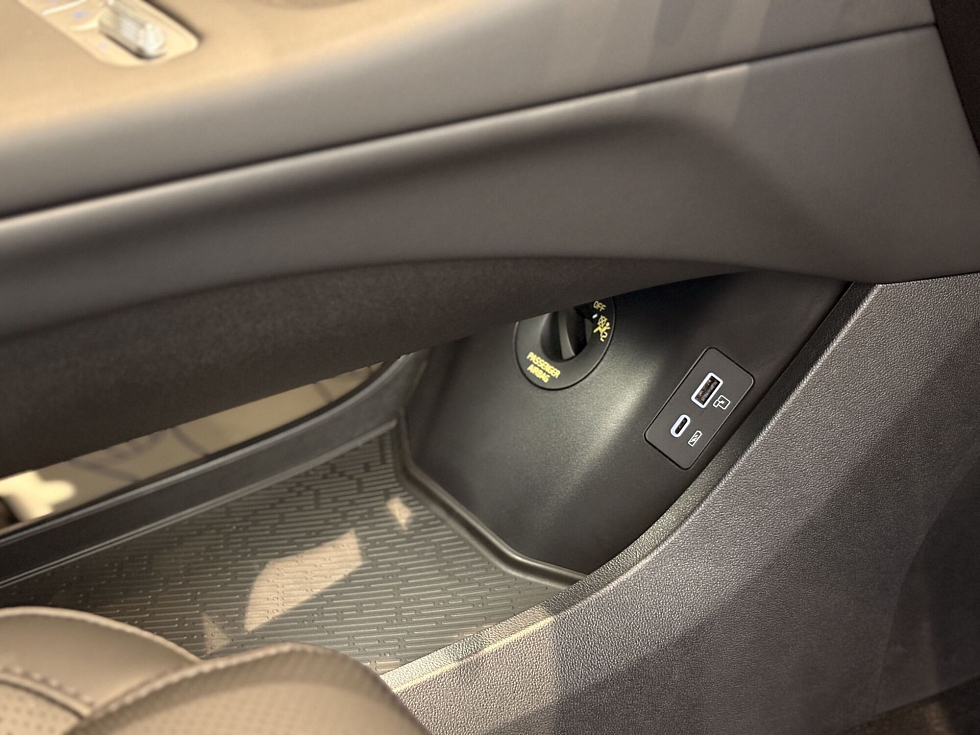 Omoda C7 , белый