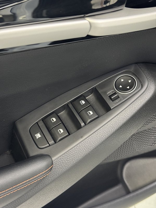 Kia Seltos Premium Edition, белый