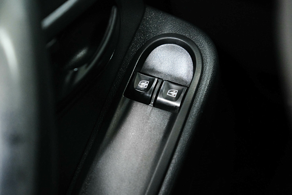 Renault Duster Access, 2016 года, пробег 204051 км