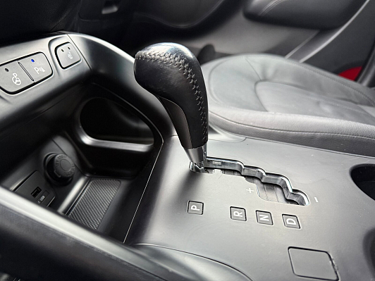 Hyundai ix35 Prestige, 2012 года, пробег 184001 км