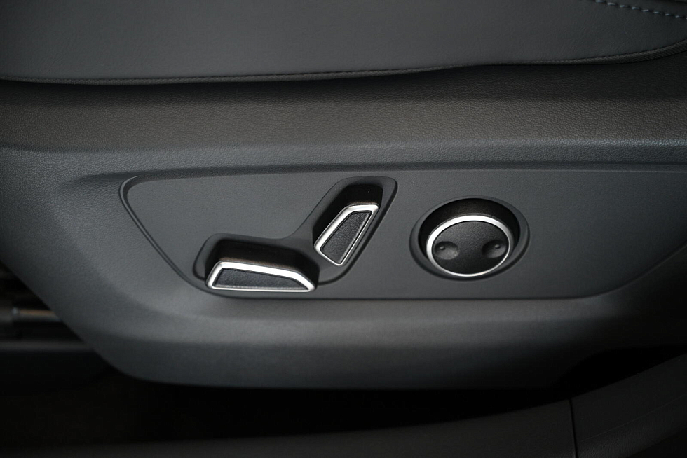 Changan UNI-T Техно, серый