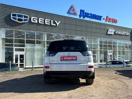 Mitsubishi Outlander Instyle, 2011 года, пробег 197181 км