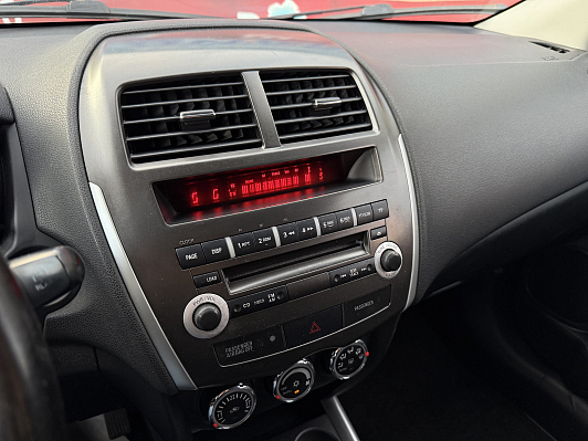 Mitsubishi ASX Instyle, 2011 года, пробег 148000 км