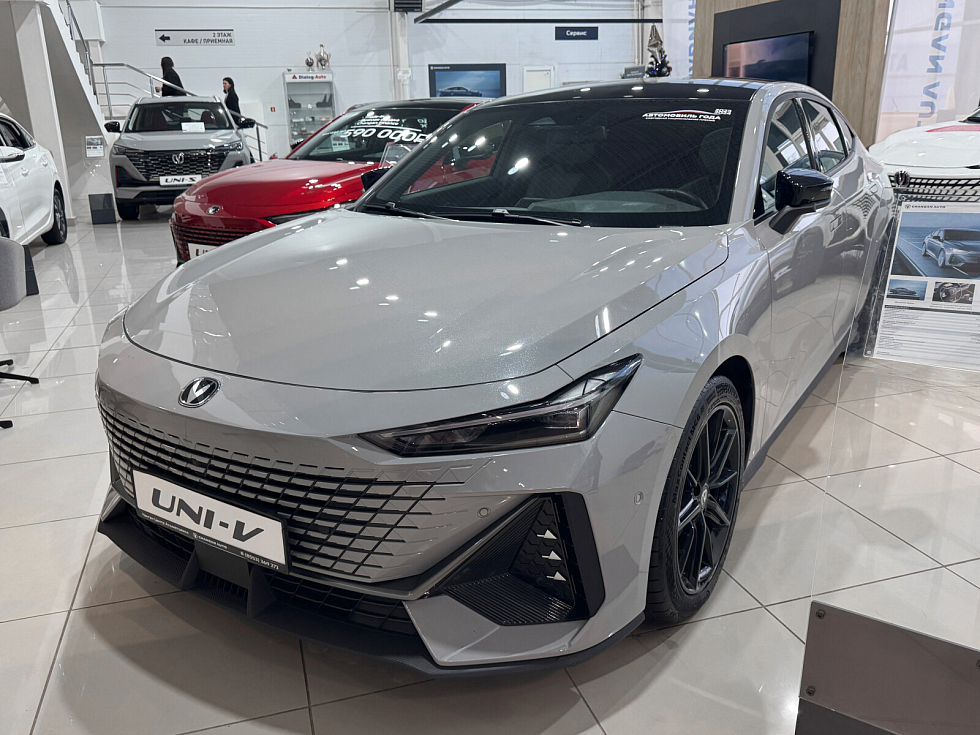 Changan UNI-V Техно, серебряный