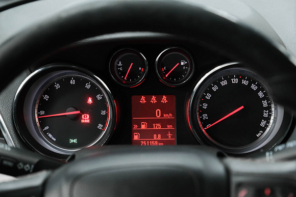 Opel Mokka Cosmo, 2012 года, пробег 251158 км