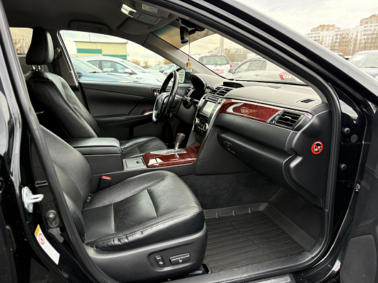 Toyota Camry, 2013 года, пробег 290000 км