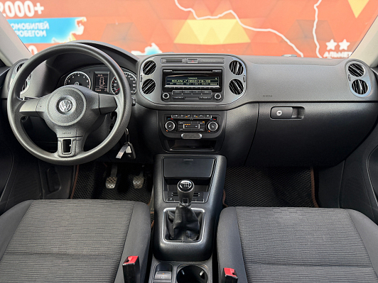 Volkswagen Tiguan, 2014 года, пробег 195000 км