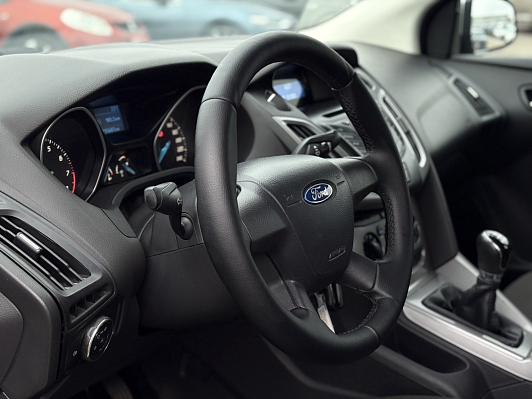 Ford Focus Trend, 2012 года, пробег 195652 км
