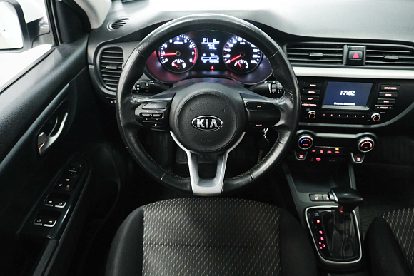 Kia Rio, 2019 года, пробег 140000 км
