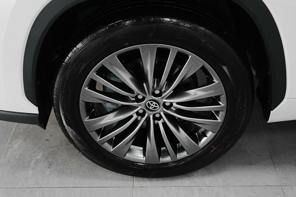 Toyota Highlander Supreme, 2025 года, пробег 21 км