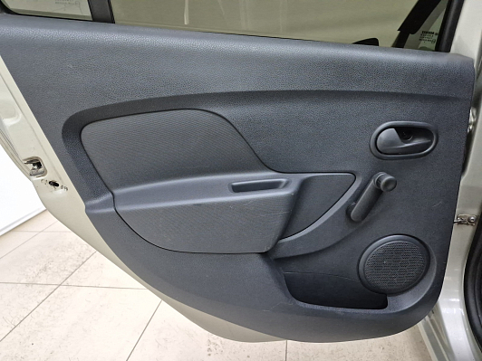 Renault Logan Access, 2017 года, пробег 124211 км