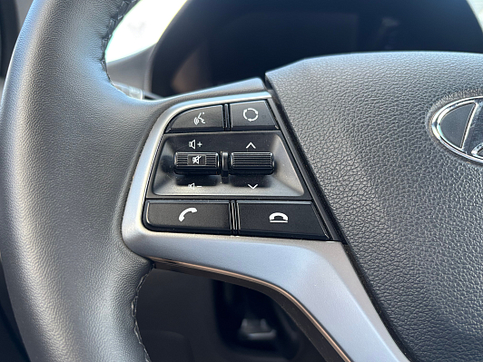 Solaris HS Elegance + Safety Light + Prestige, 2024 года, пробег 40848 км