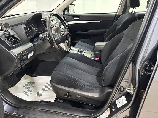 Subaru Outback, 2010 года, пробег 216412 км