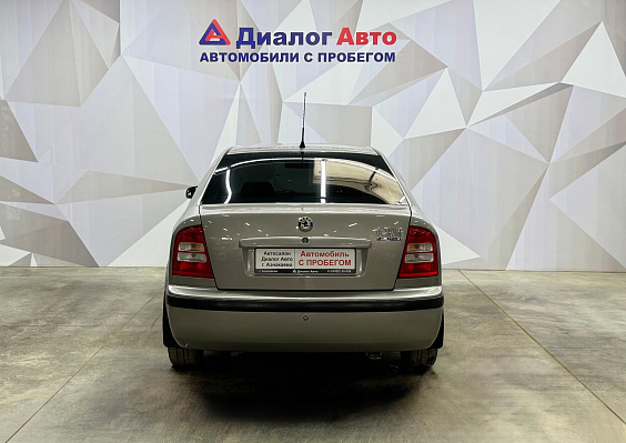 Skoda Octavia, 2007 года, пробег 233661 км