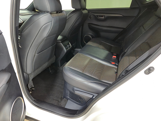 Lexus NX F Sport Luxury, 2016 года, пробег 65450 км