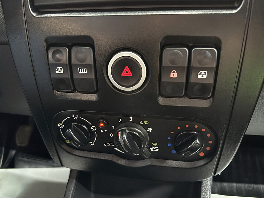 Lada (ВАЗ) Largus Luxe (7 мест), 2020 года, пробег 194906 км