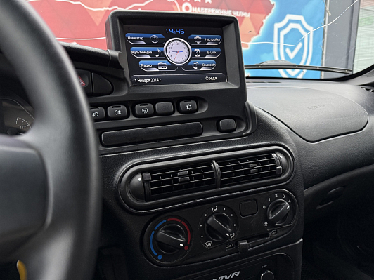 Chevrolet Niva LE, 2019 года, пробег 105200 км